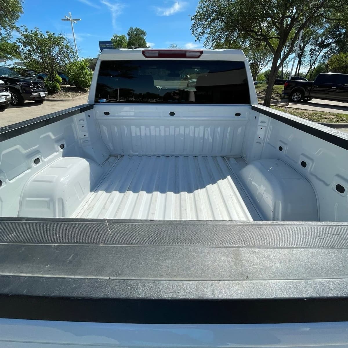 2025 Chevrolet Silverado 1500 - Image 26