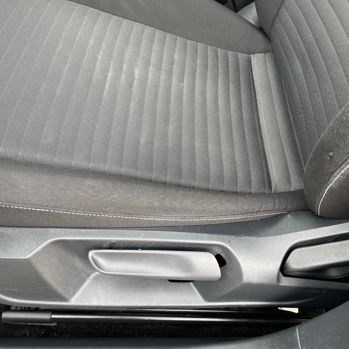 2024 Volkswagen Jetta - Image 21