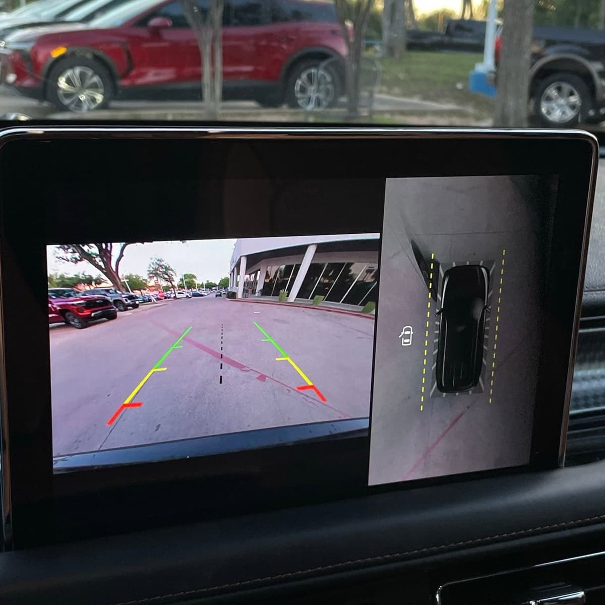 2020 Lincoln Aviator - Image 18