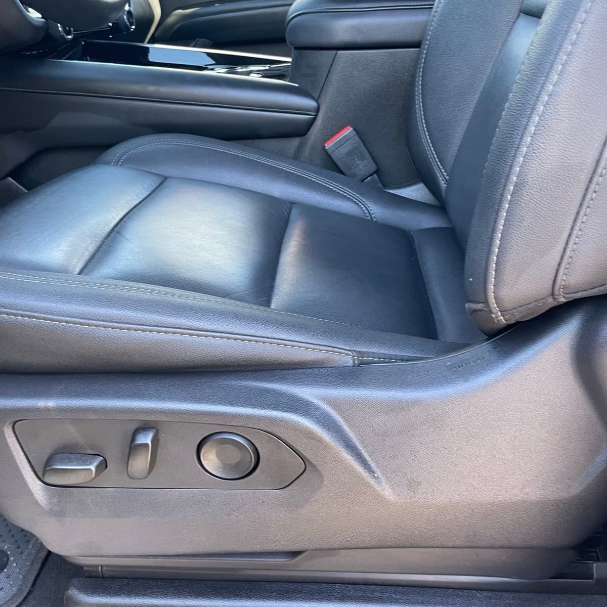 2025 Chevrolet Tahoe - Image 23