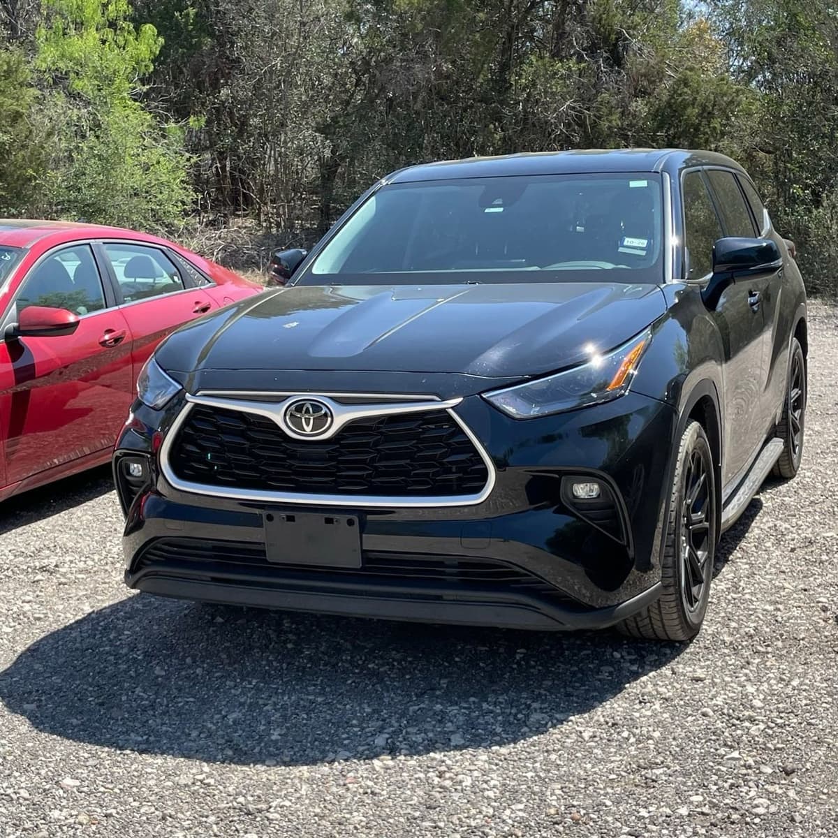 2022 Toyota Highlander - Image 1