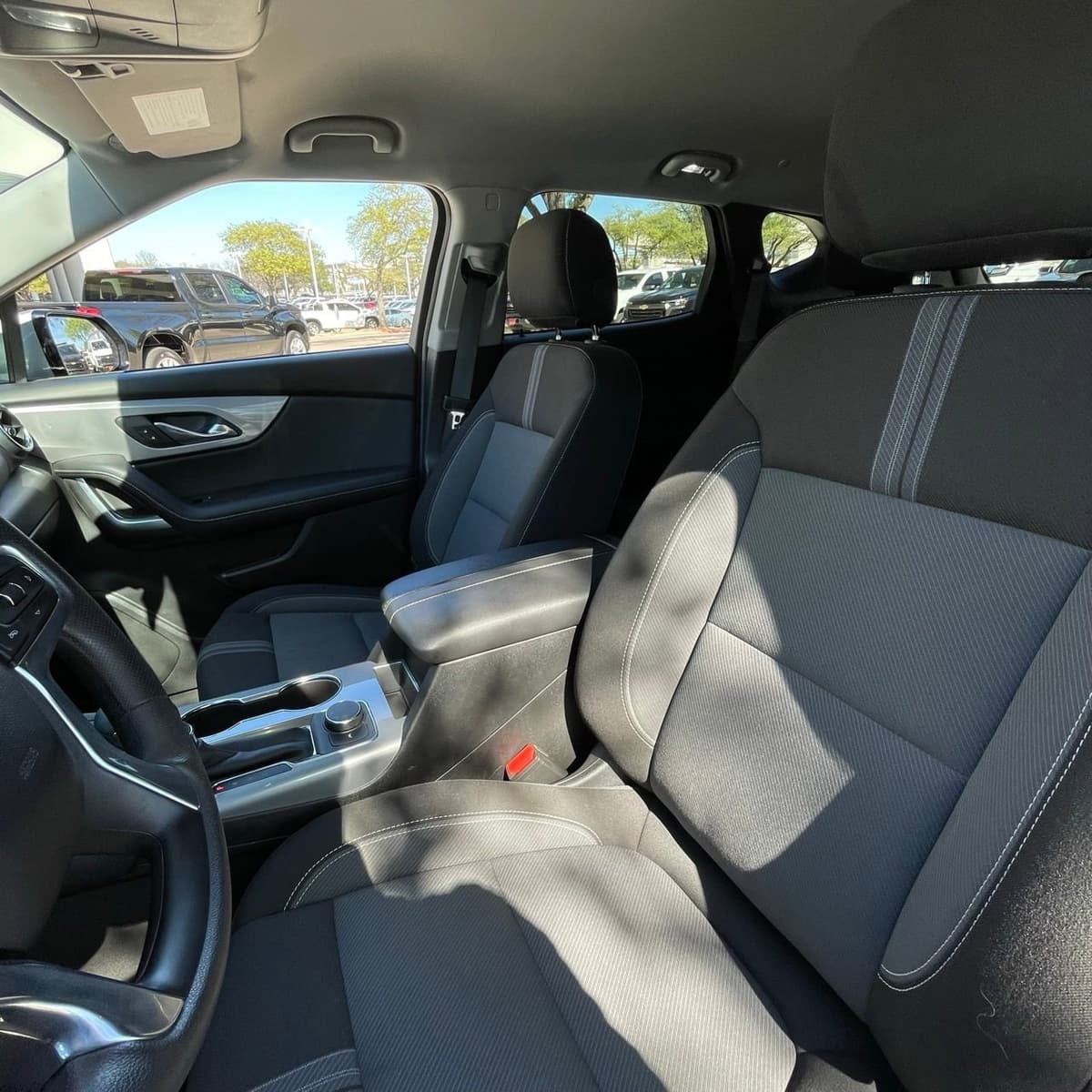 2025 Chevrolet Blazer - Image 21