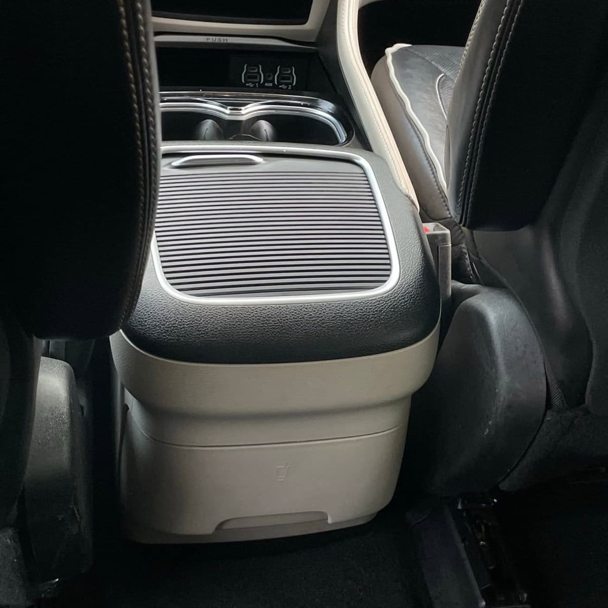 2023 Chrysler Pacifica - Image 23