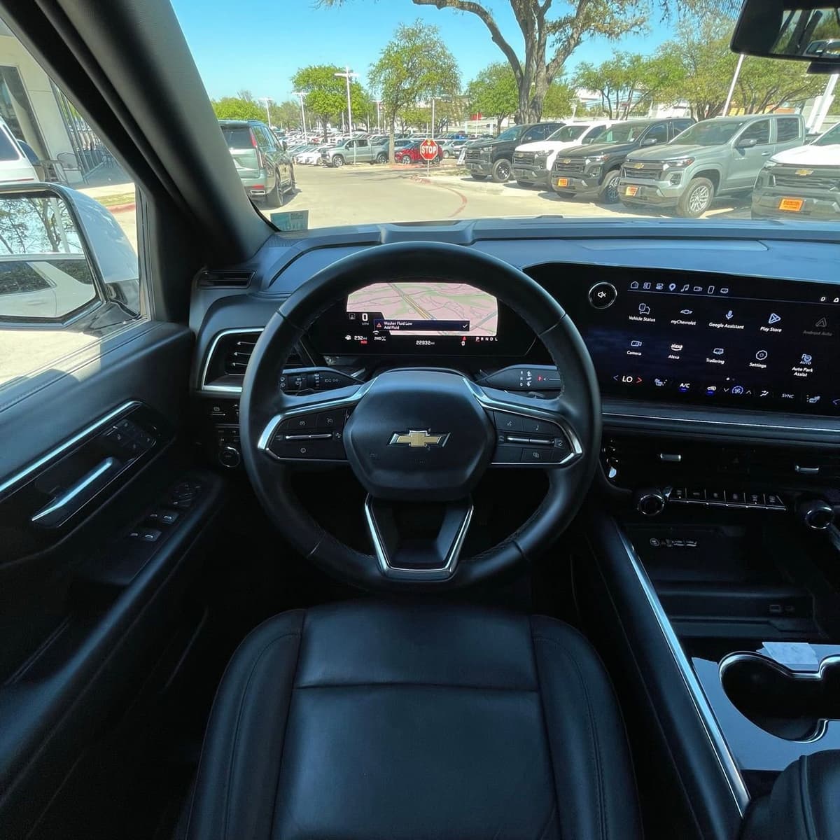 2025 Chevrolet Tahoe - Image 12