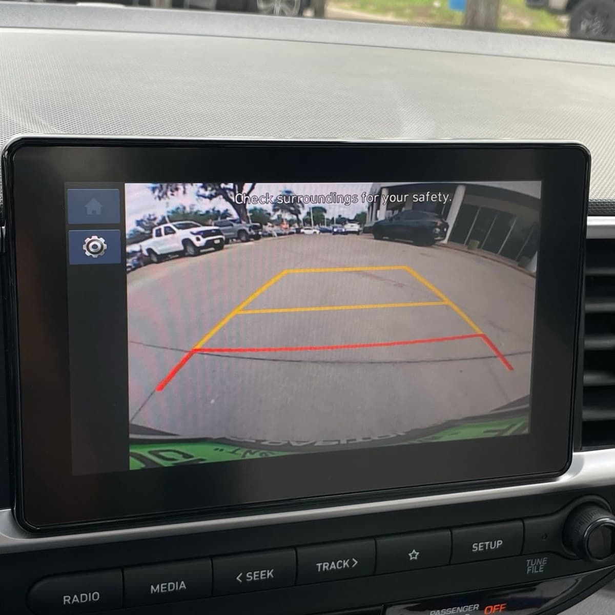 2025 Hyundai Venue - Image 17