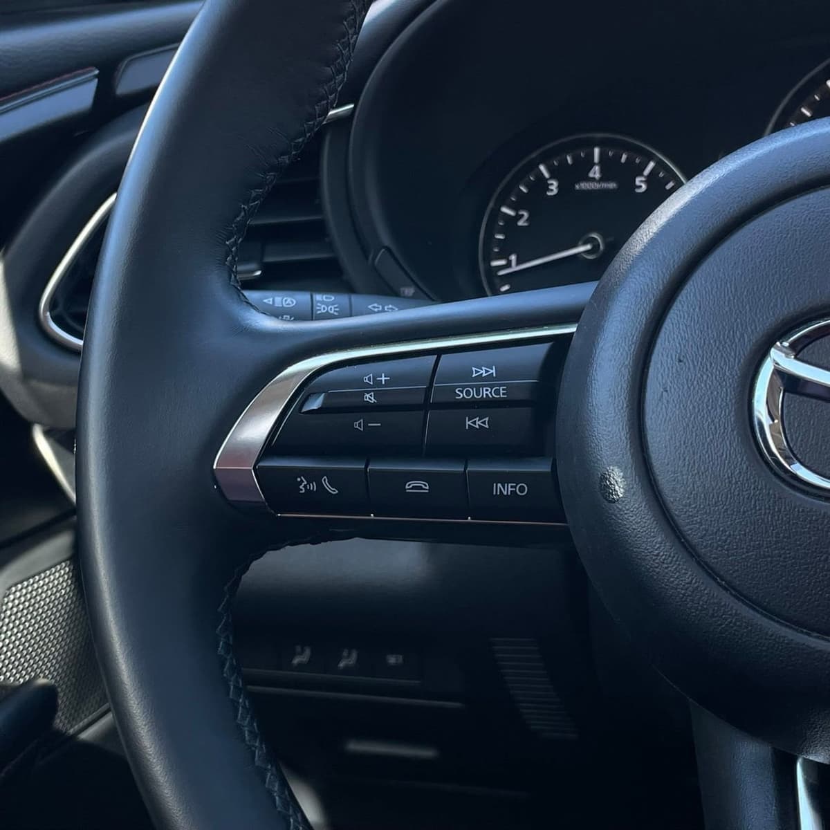 2025 Mazda CX-30 - Image 15