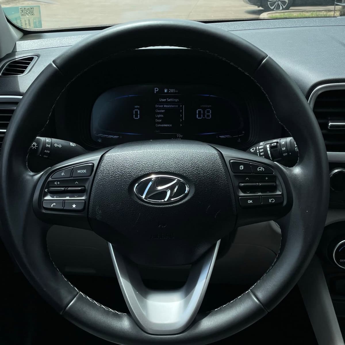 2025 Hyundai Venue - Image 12