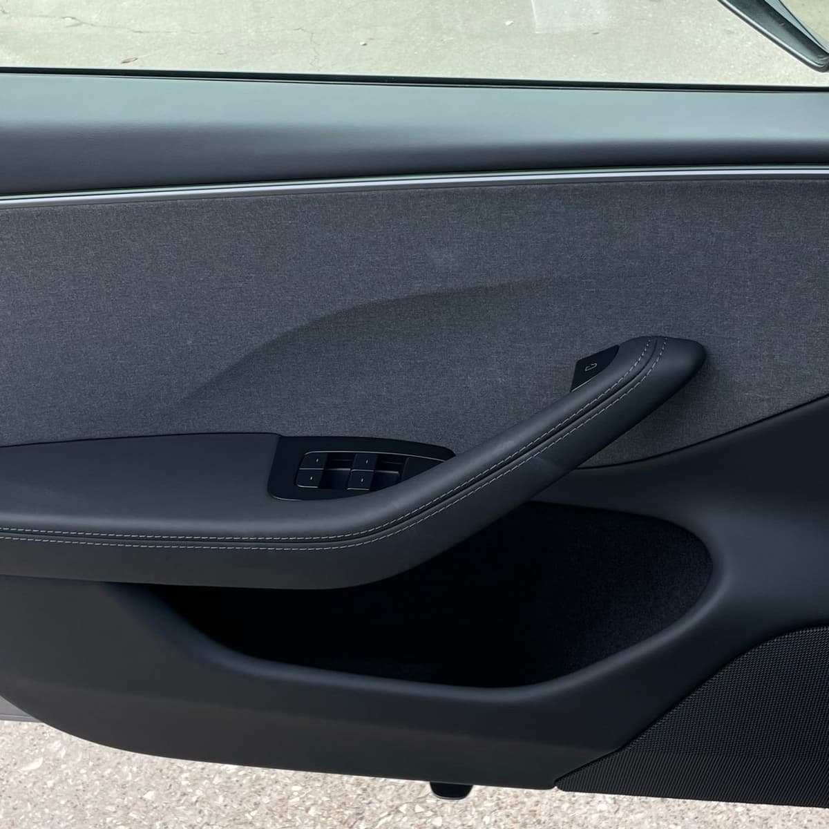 2026 Tesla Model 3 - Image 19