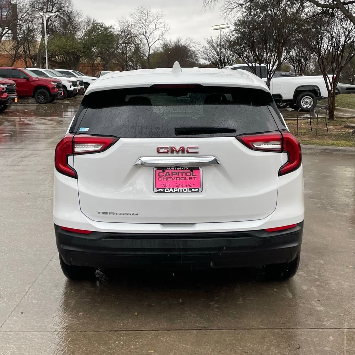 2024 GMC Terrain - Image 5