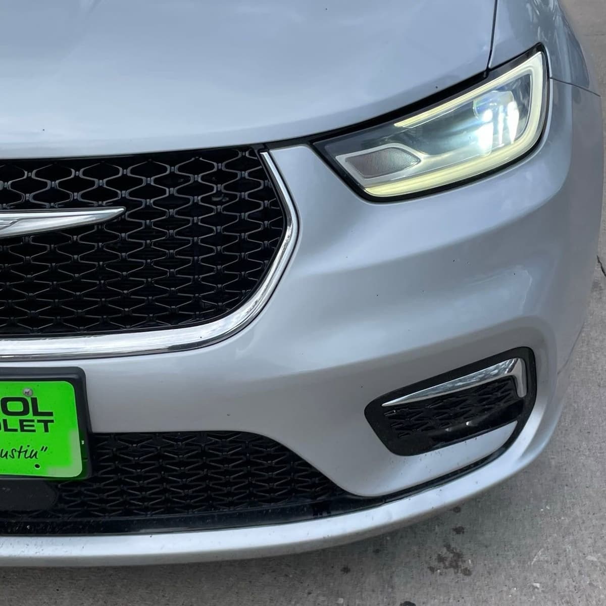 2023 Chrysler Pacifica - Image 7