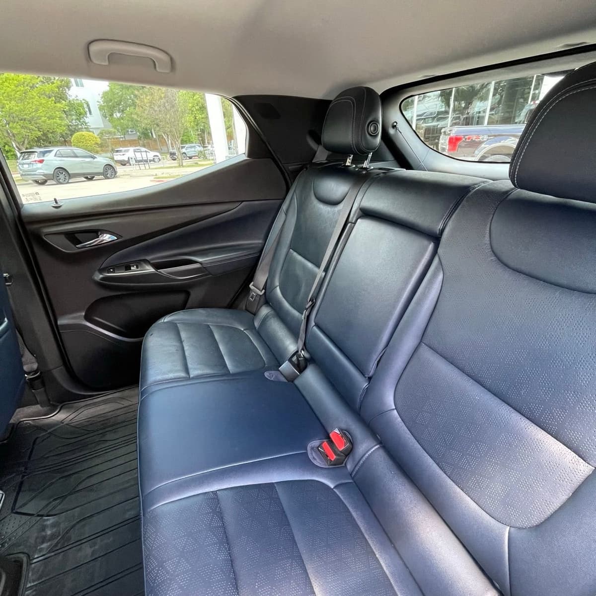 2023 Chevrolet Bolt EUV - Image 23