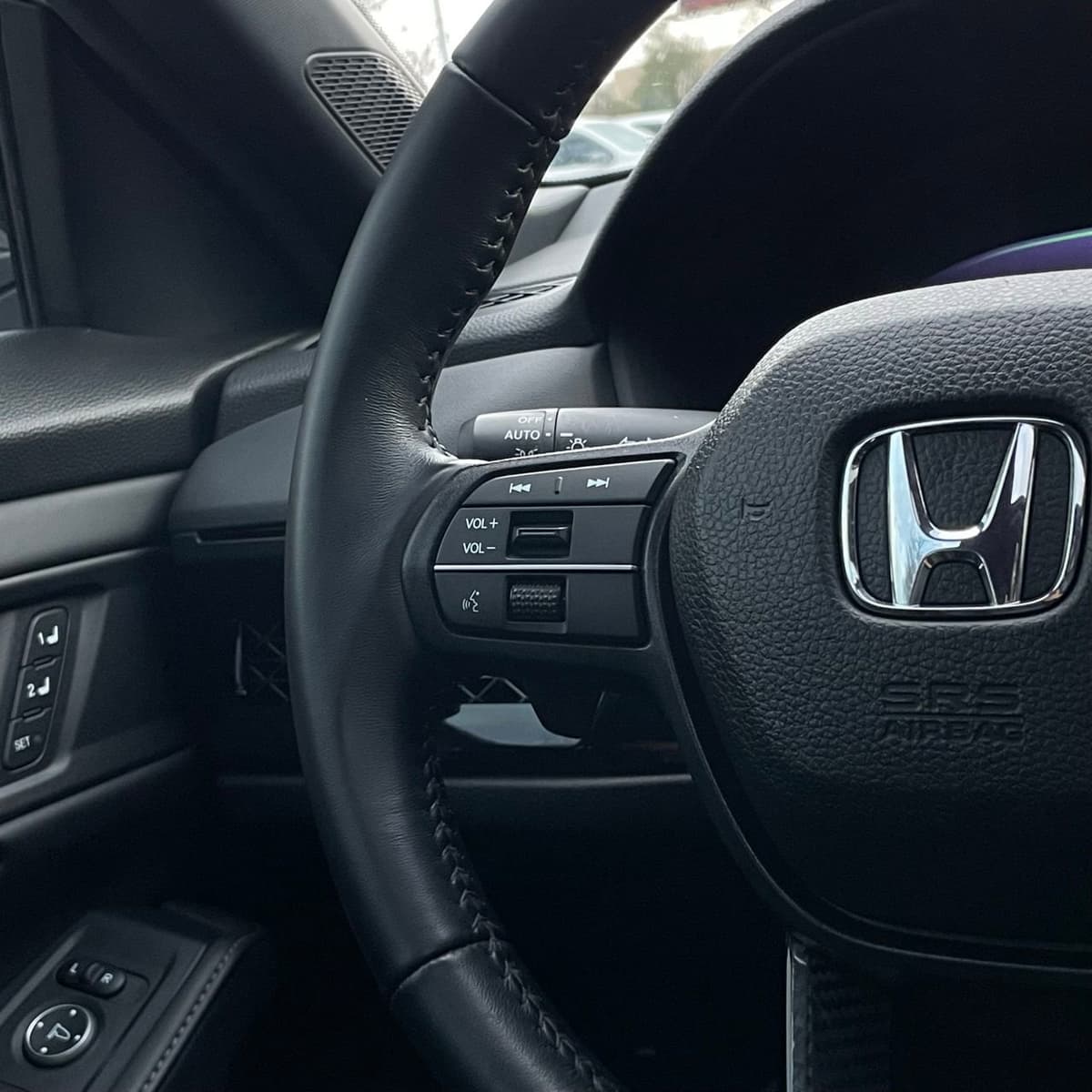 2025 Honda Accord Hybrid - Image 14