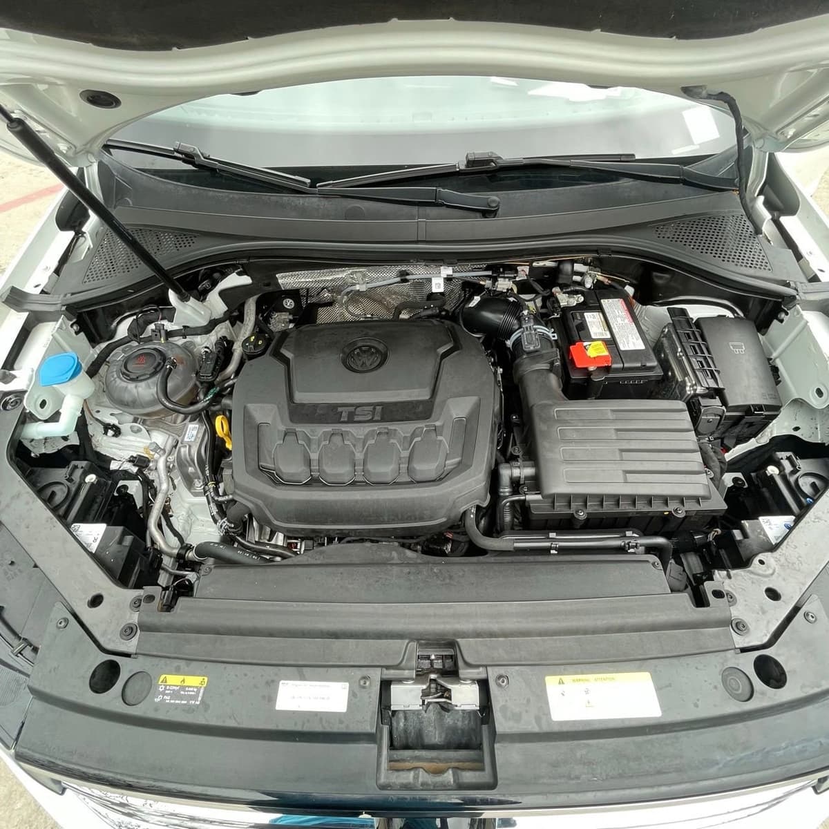 2023 Volkswagen Tiguan - Image 27