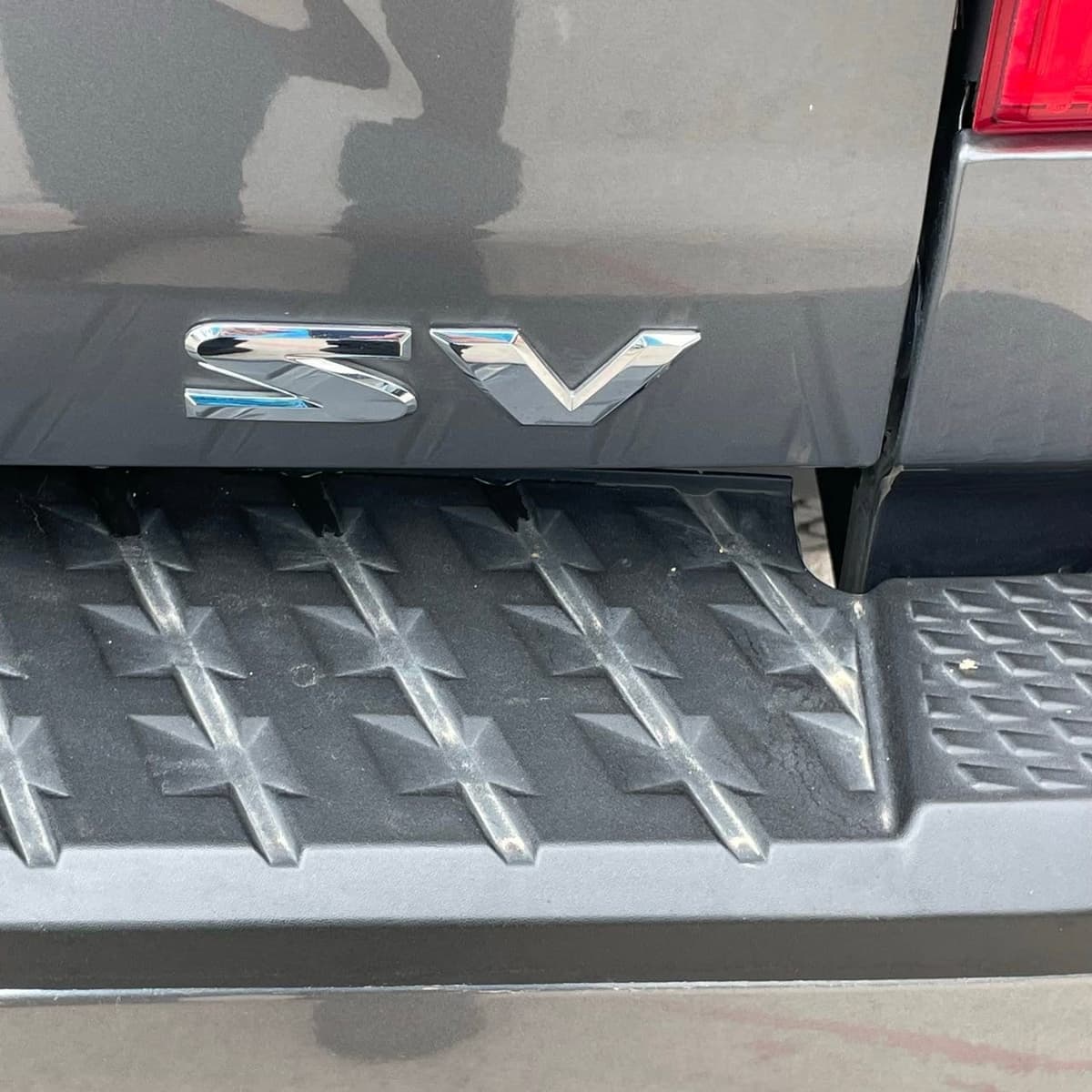 2024 Nissan Titan - Image 6