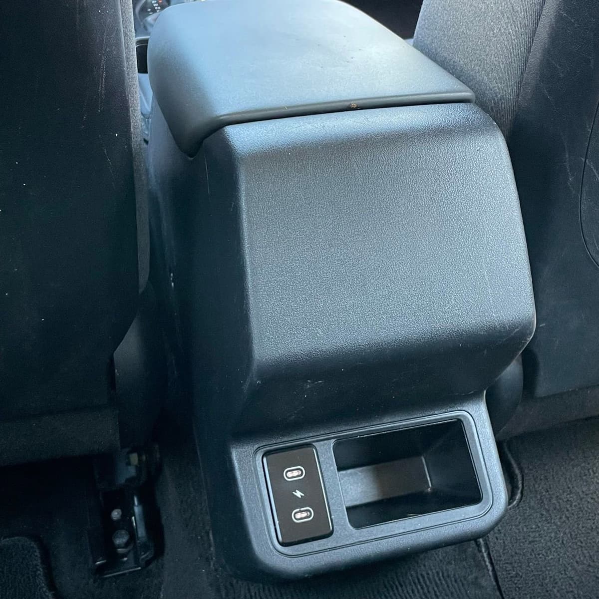 2025 Kia K4 - Image 22