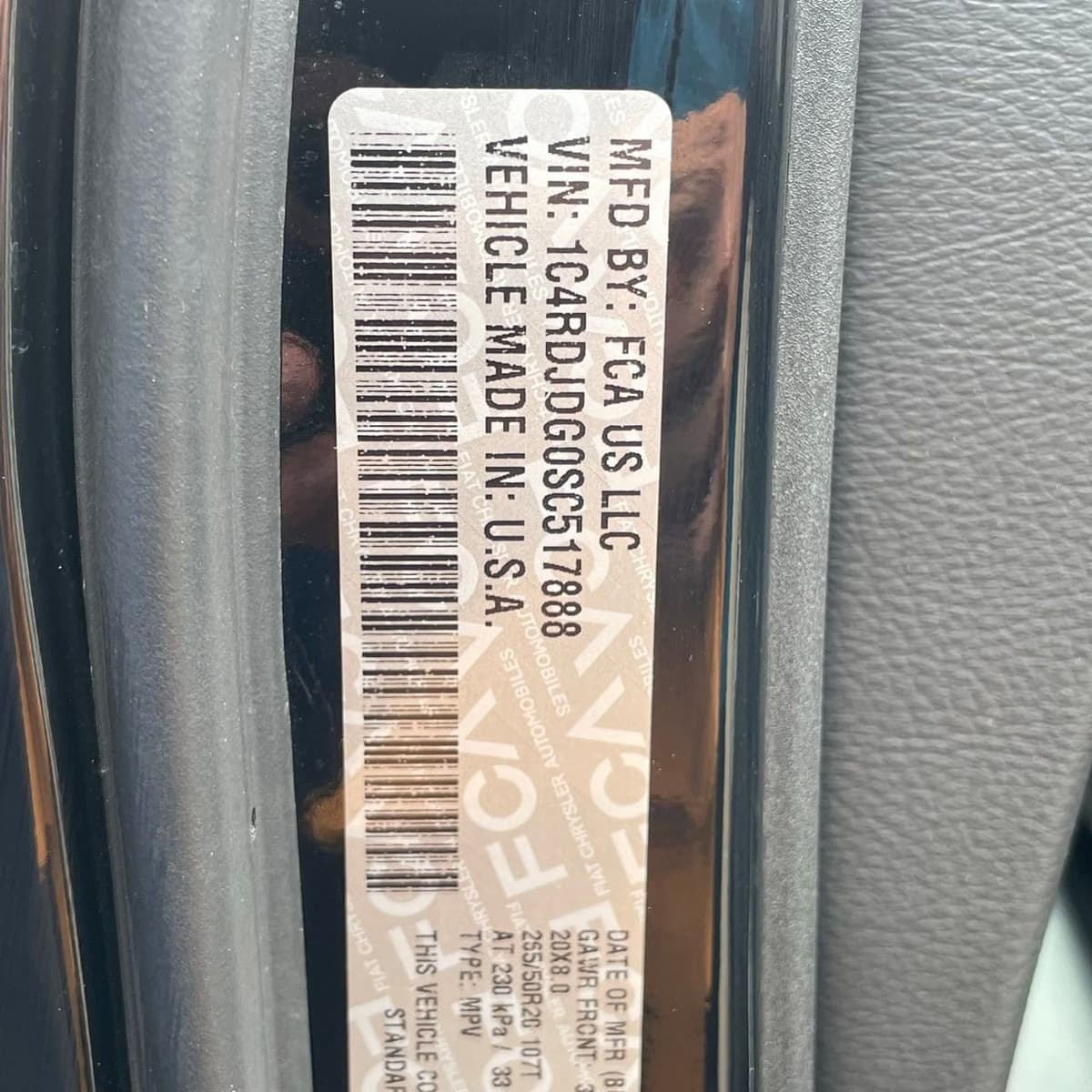 2025 Dodge Durango - Image 30