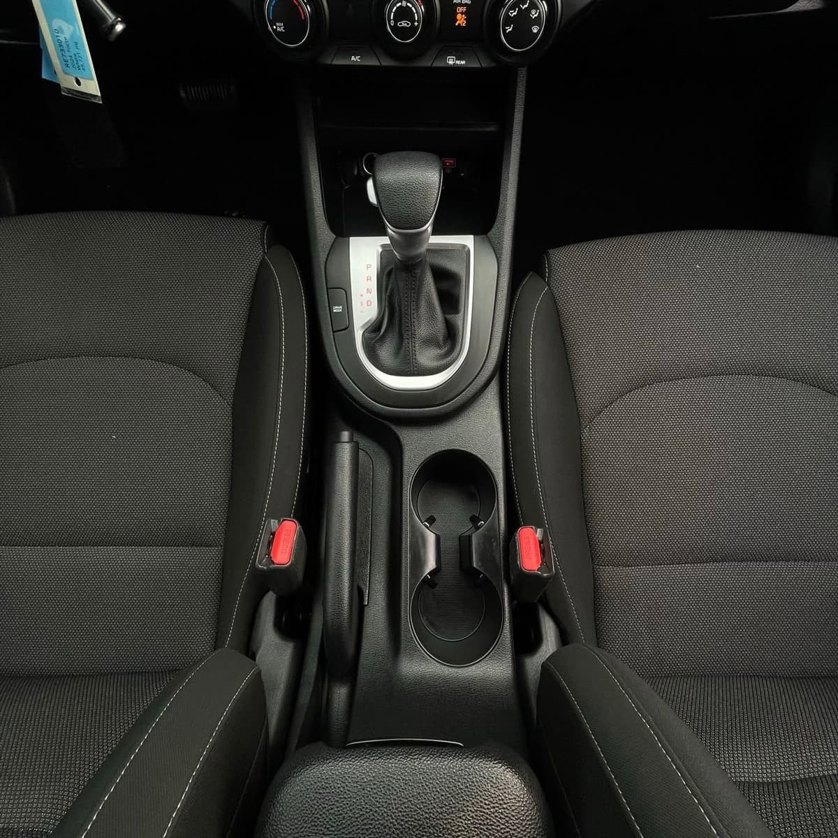 2024 Kia Forte - Image 18