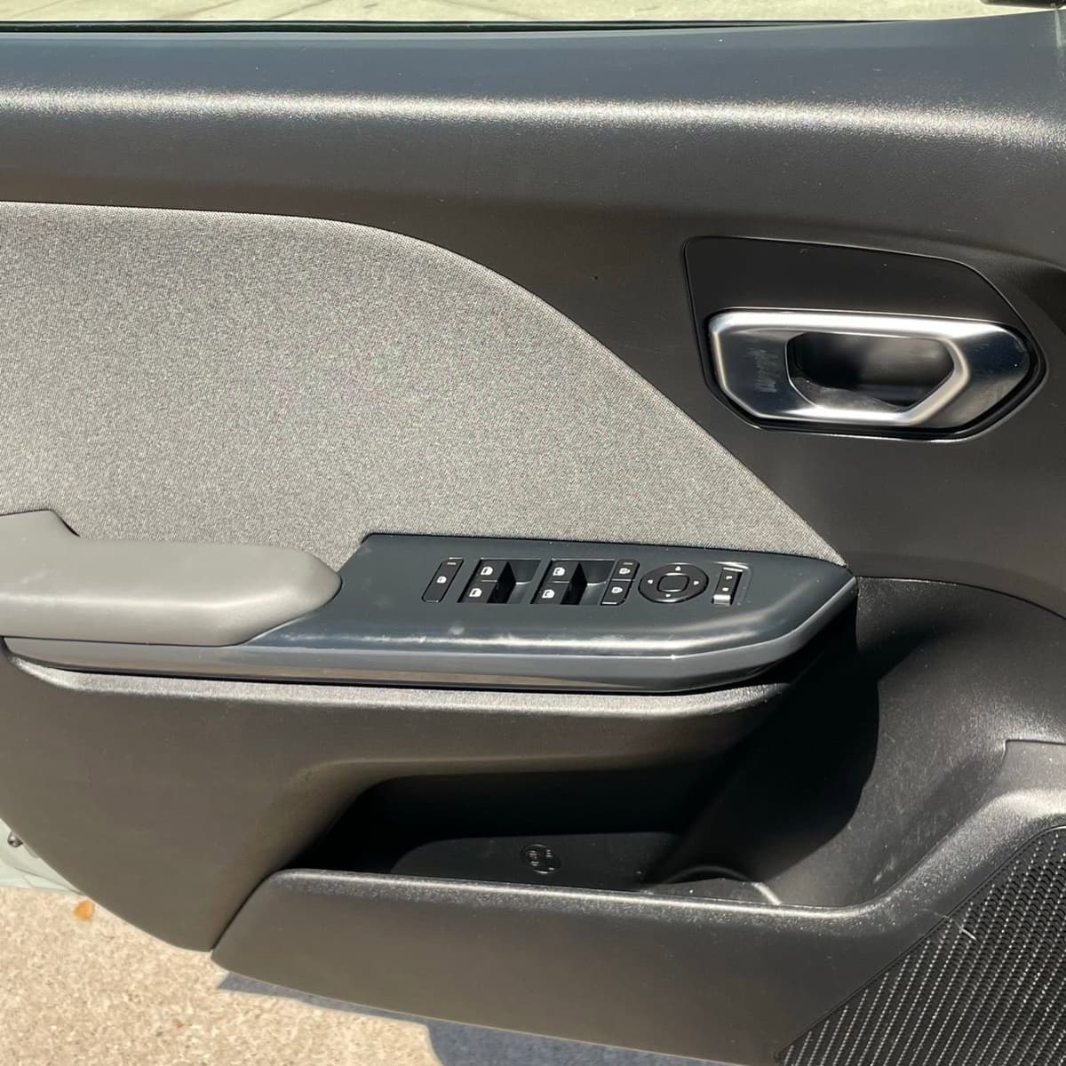 2025 Kia K4 - Image 19