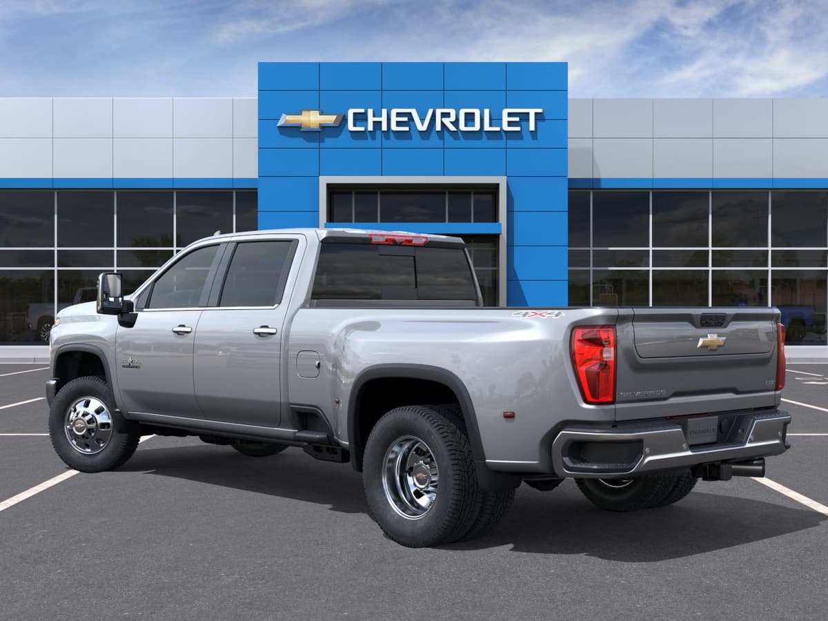 2026 Chevrolet Silverado 3500 HD - Image 3