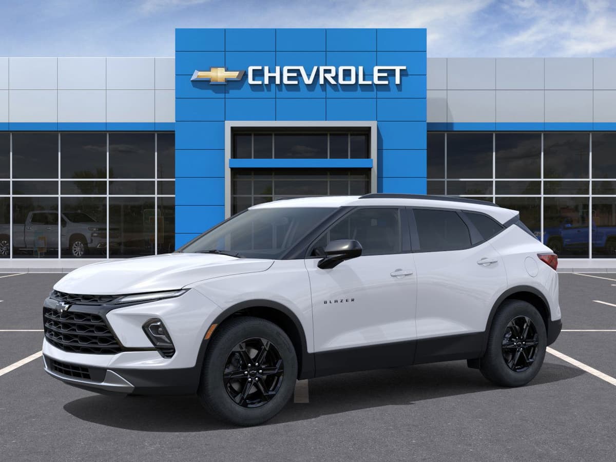 2026 Chevrolet Blazer - Image 2