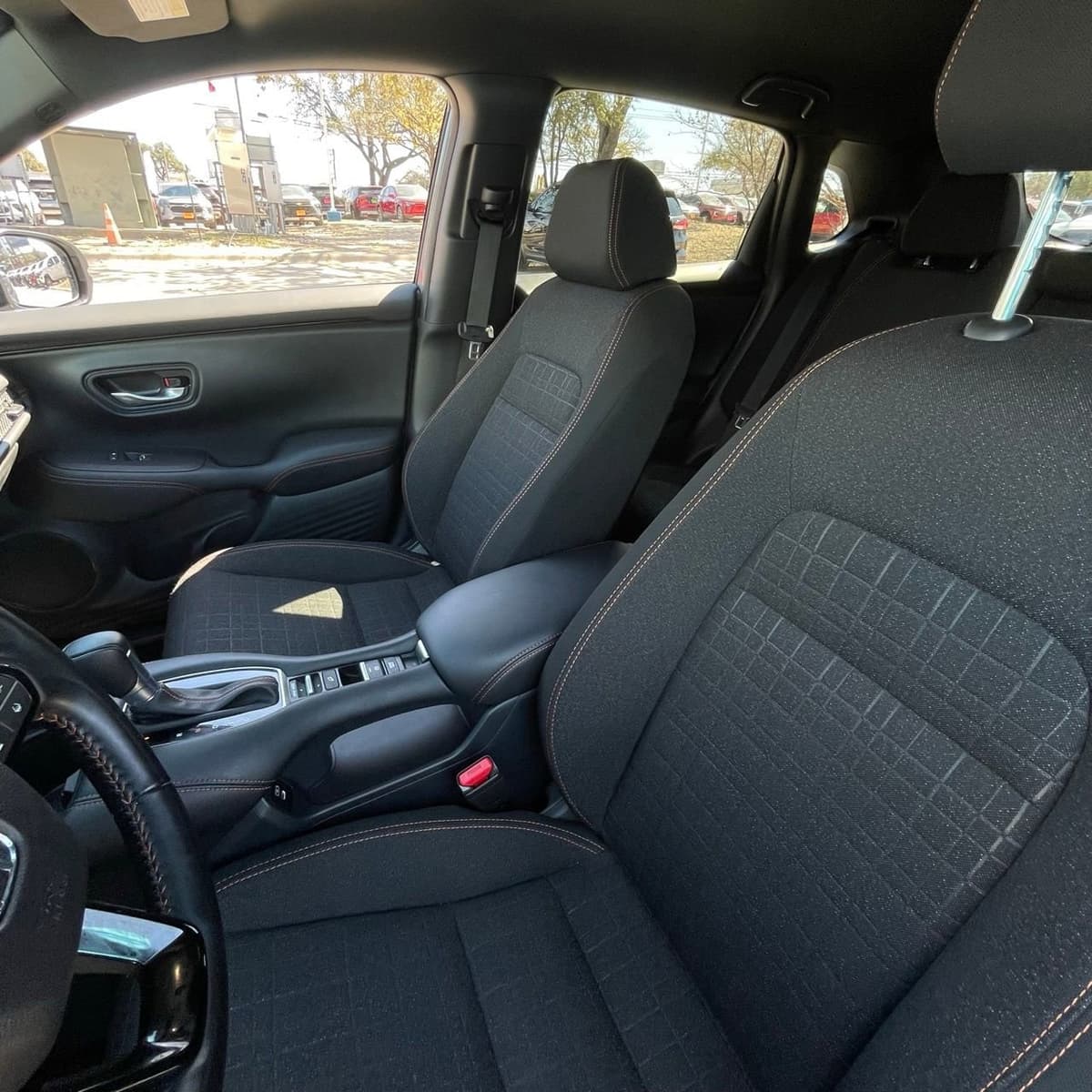 2025 Honda HR-V - Image 21