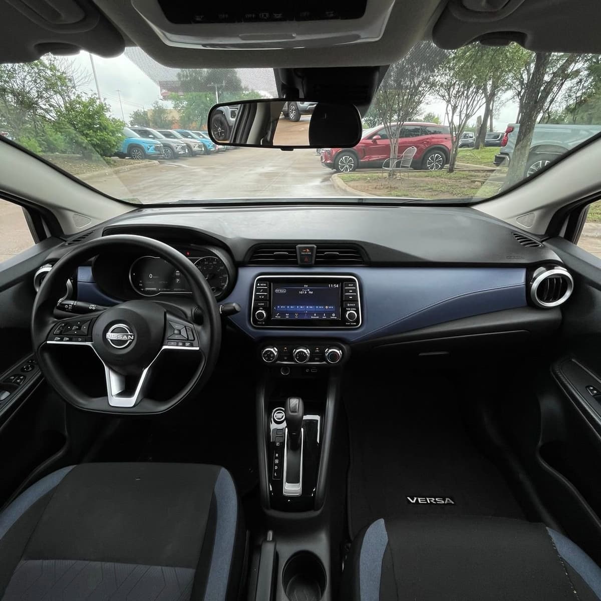 2024 Nissan Versa - Image 11