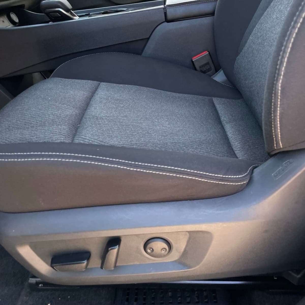 2024 Nissan Rogue - Image 23