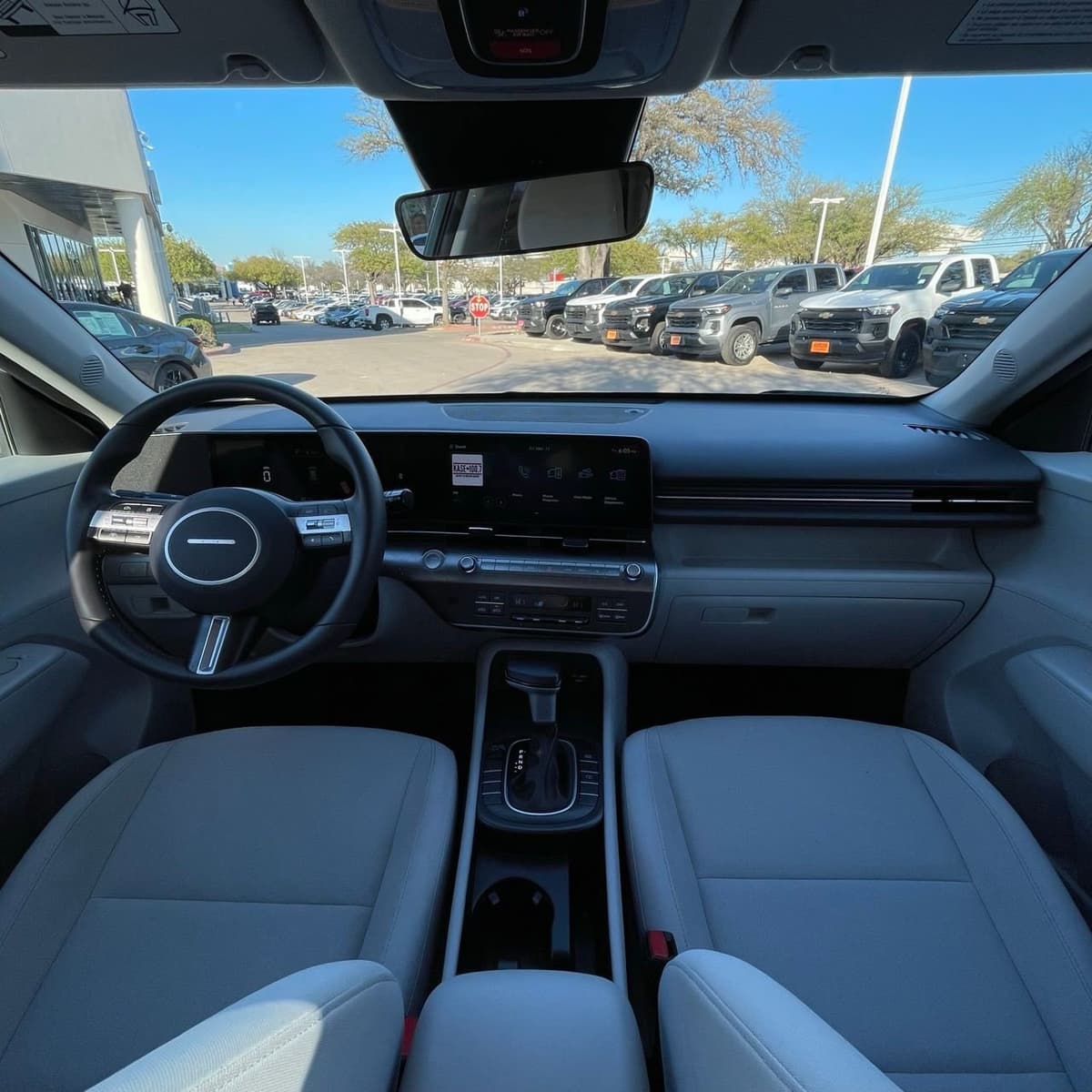 2025 Hyundai Kona - Image 9