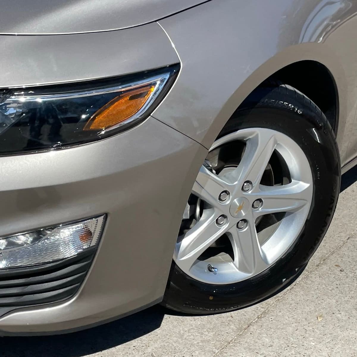 2024 Chevrolet Malibu - Image 9