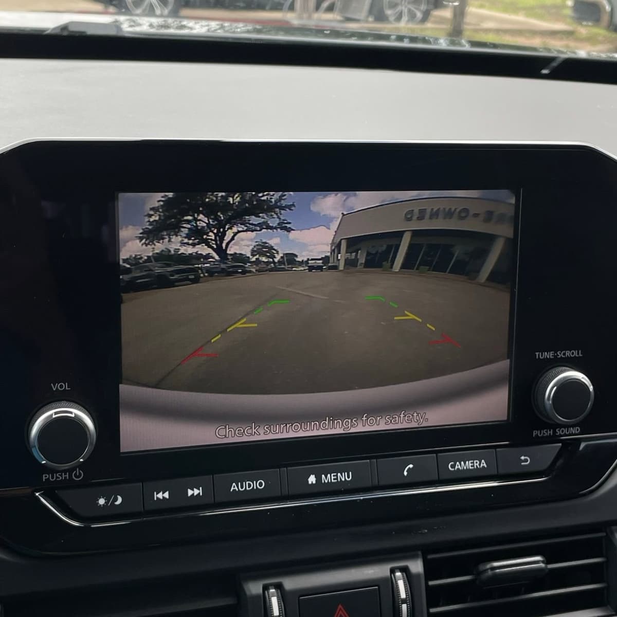 2024 Nissan Pathfinder - Image 18