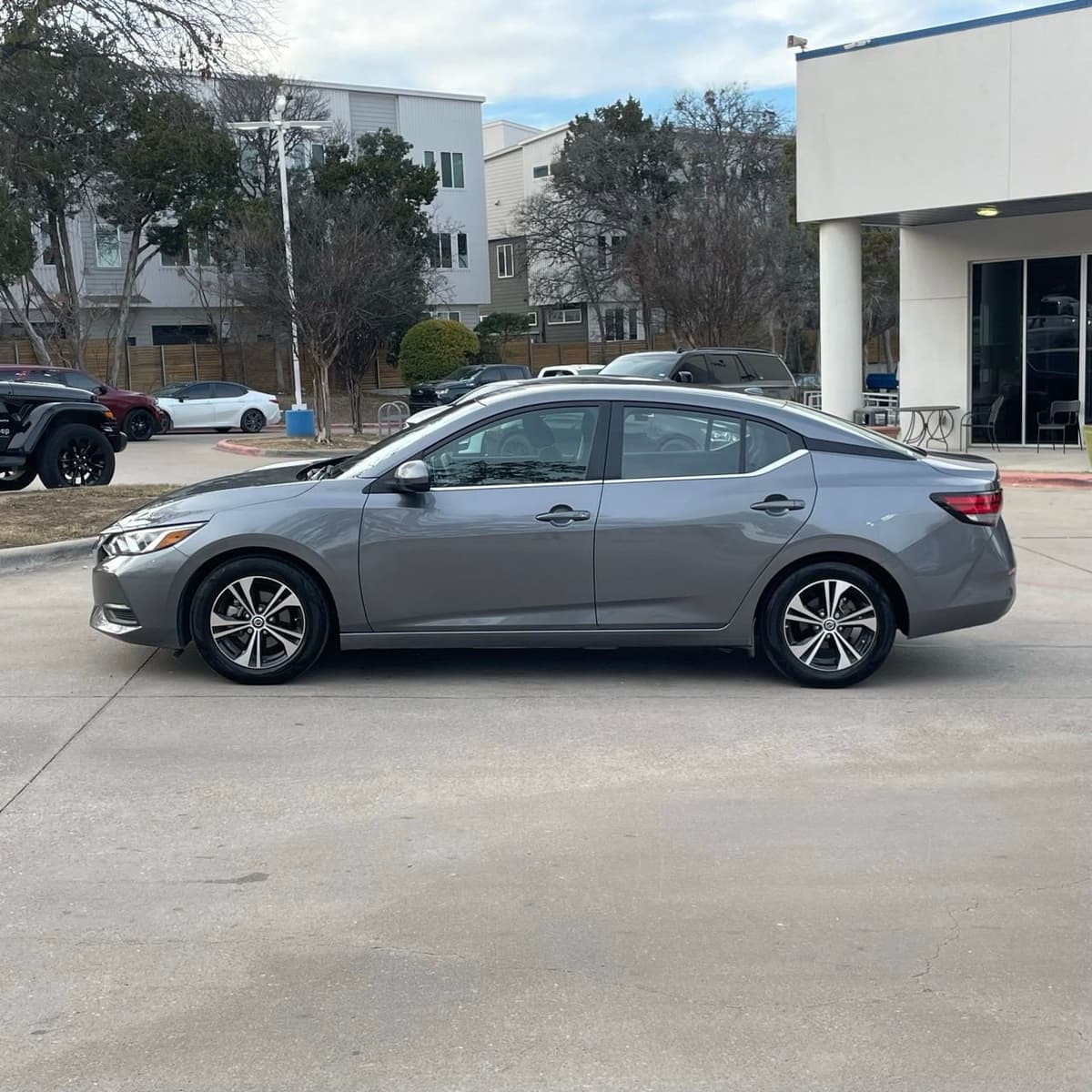 2023 Nissan Sentra - Image 3