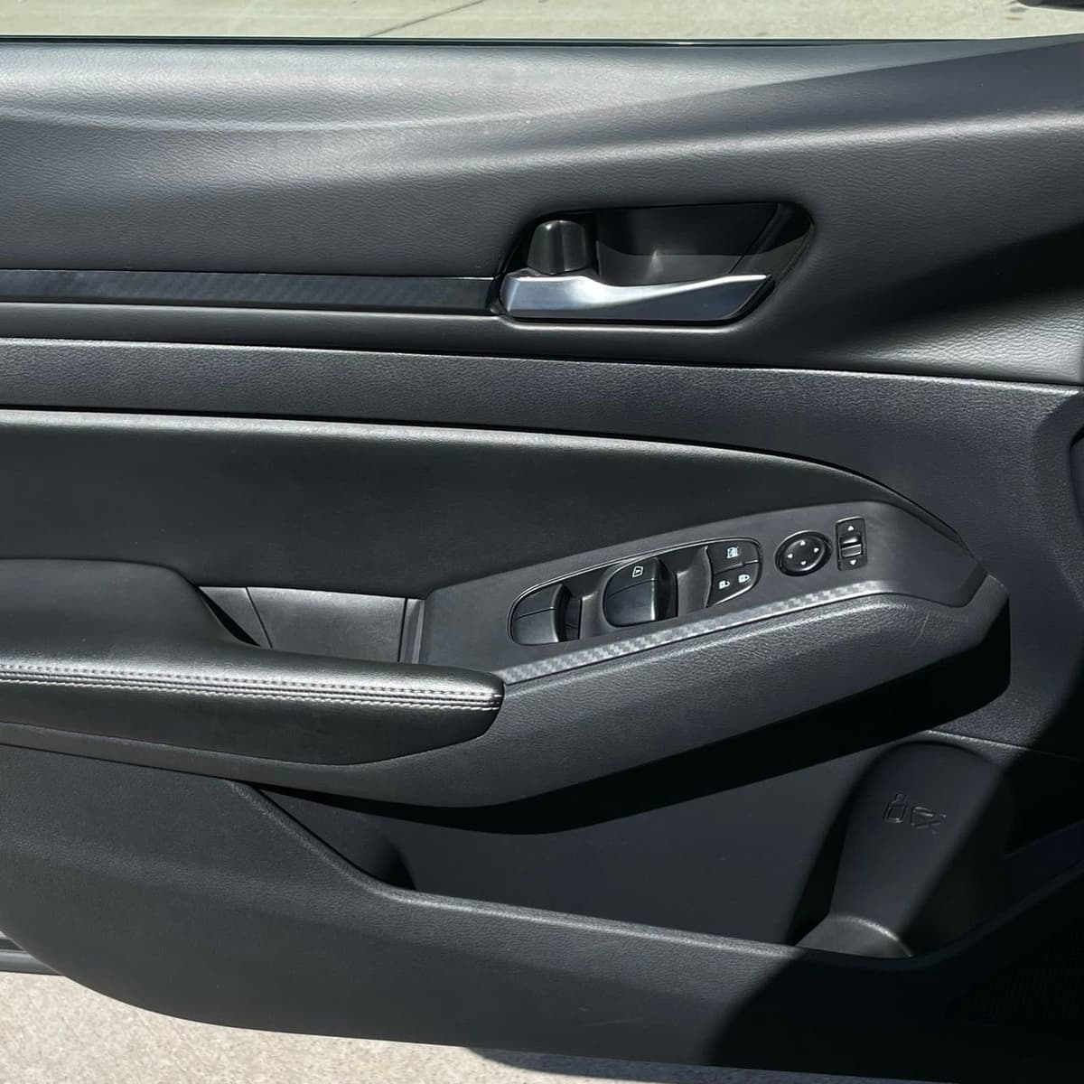 2024 Nissan Altima - Image 20