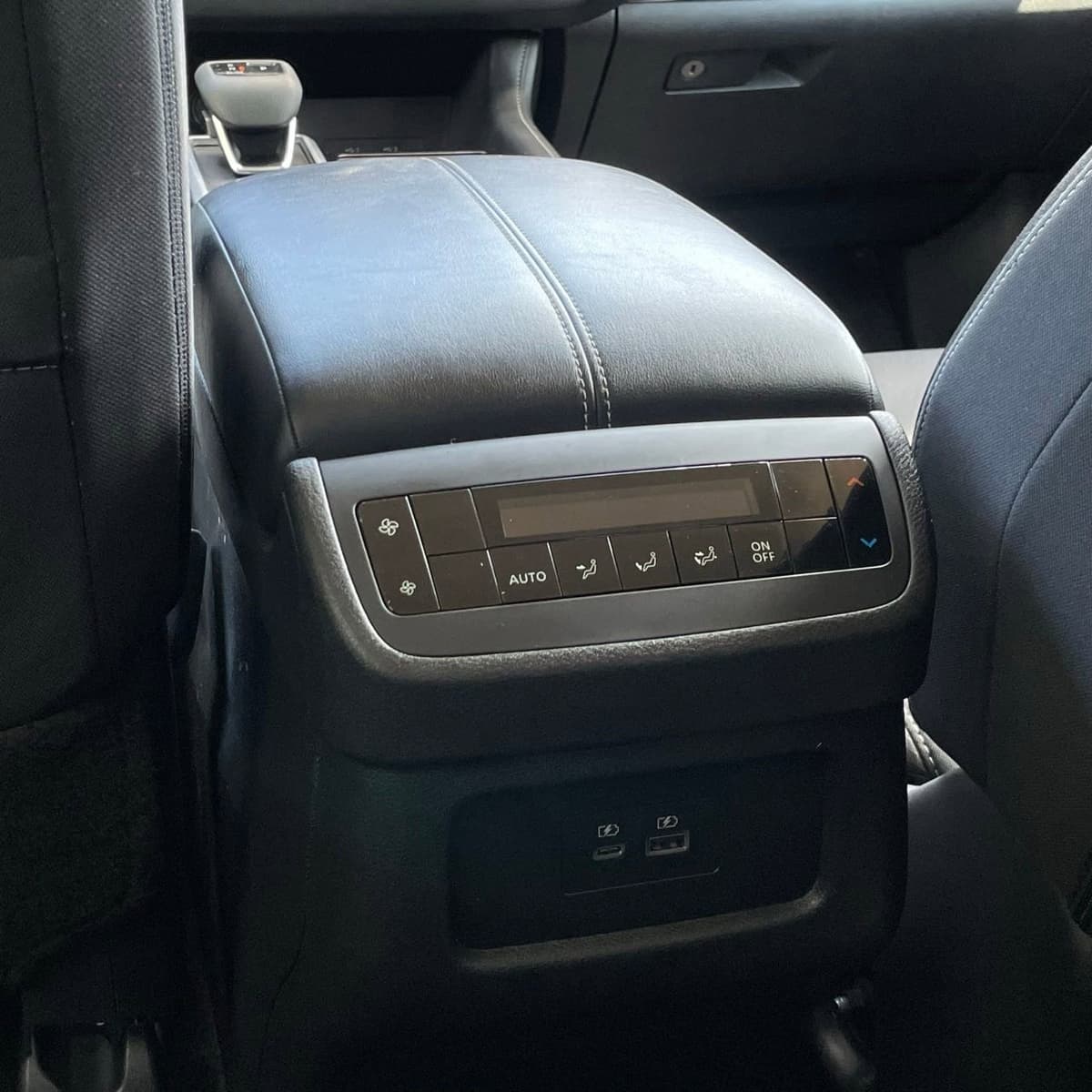 2024 Nissan Pathfinder - Image 25