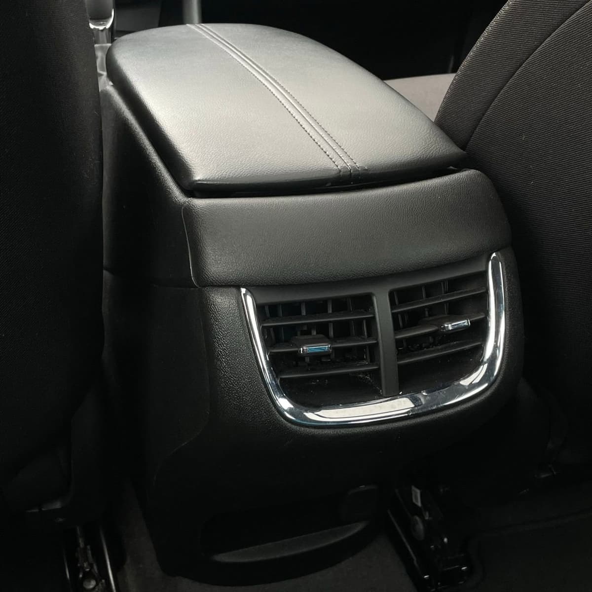 2024 Chevrolet Malibu - Image 25