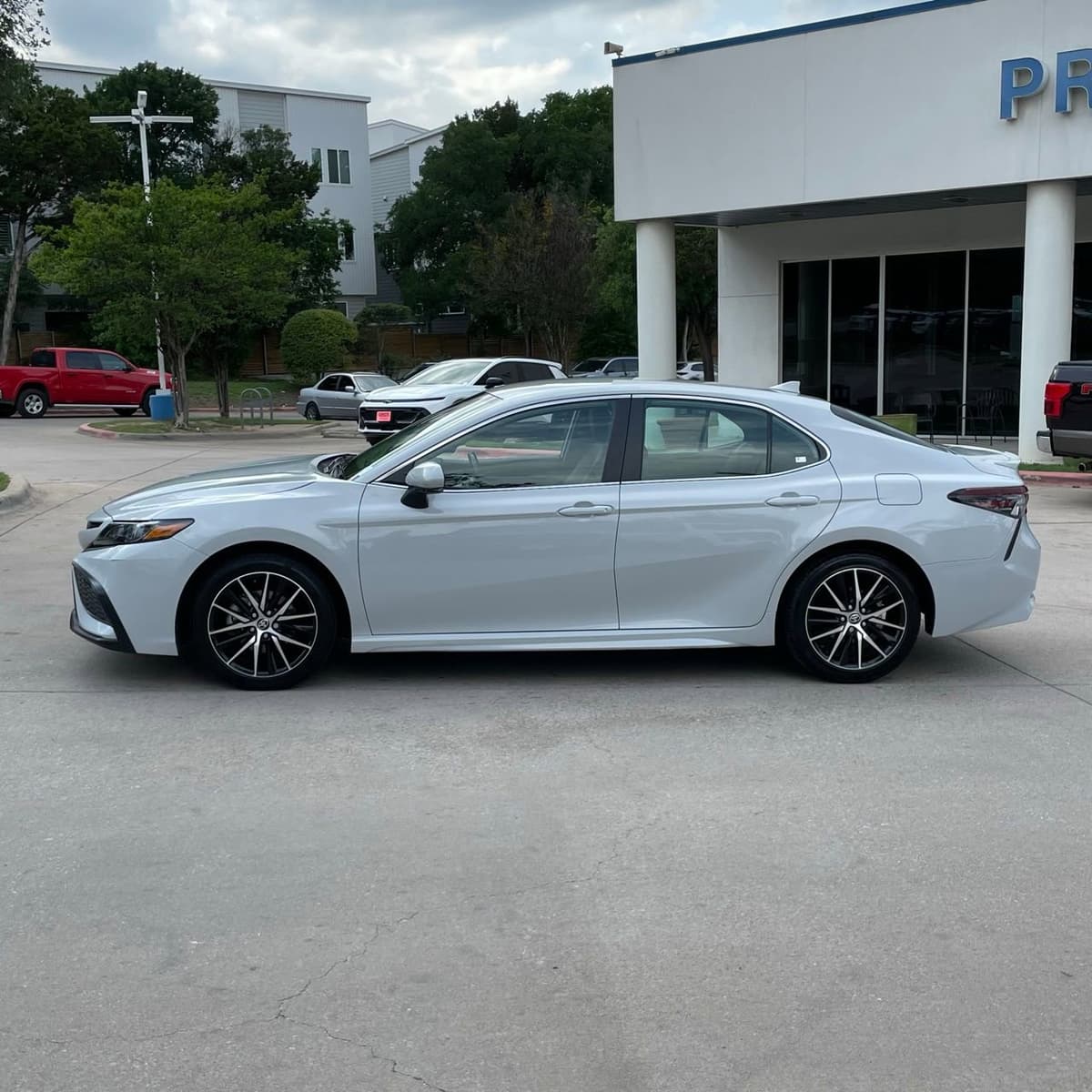 2024 Toyota Camry - Image 2