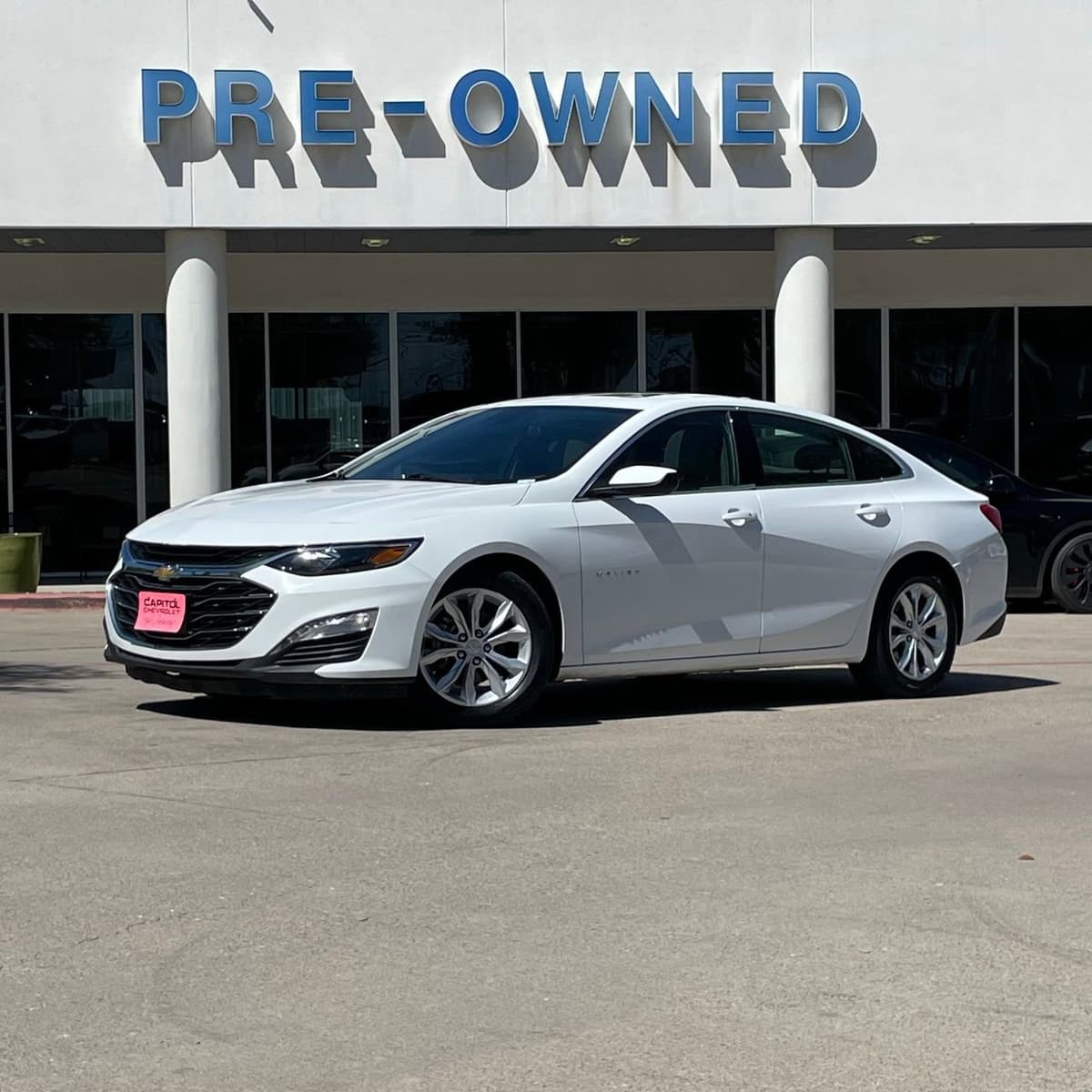 2024 Chevrolet Malibu - Image 2