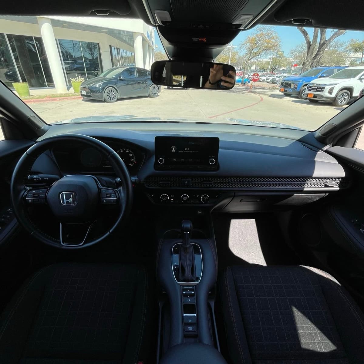 2025 Honda HR-V - Image 11