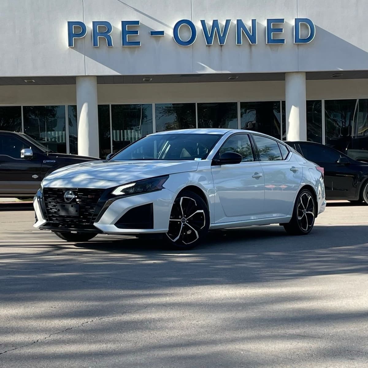 2024 Nissan Altima - Image 2