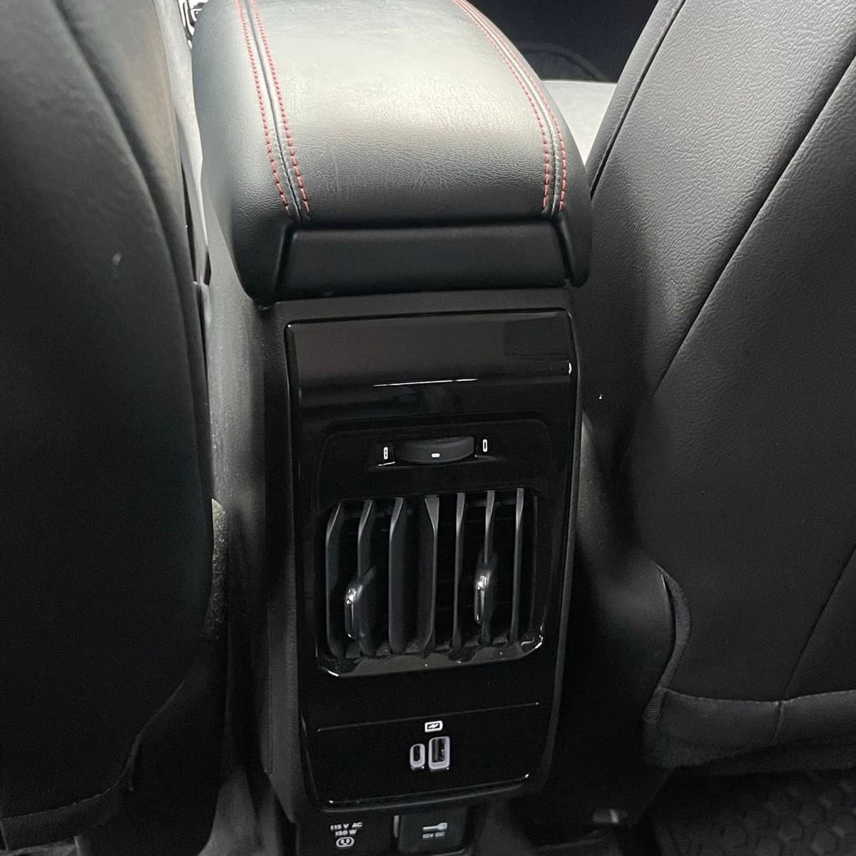 2022 Jeep Compass - Image 26