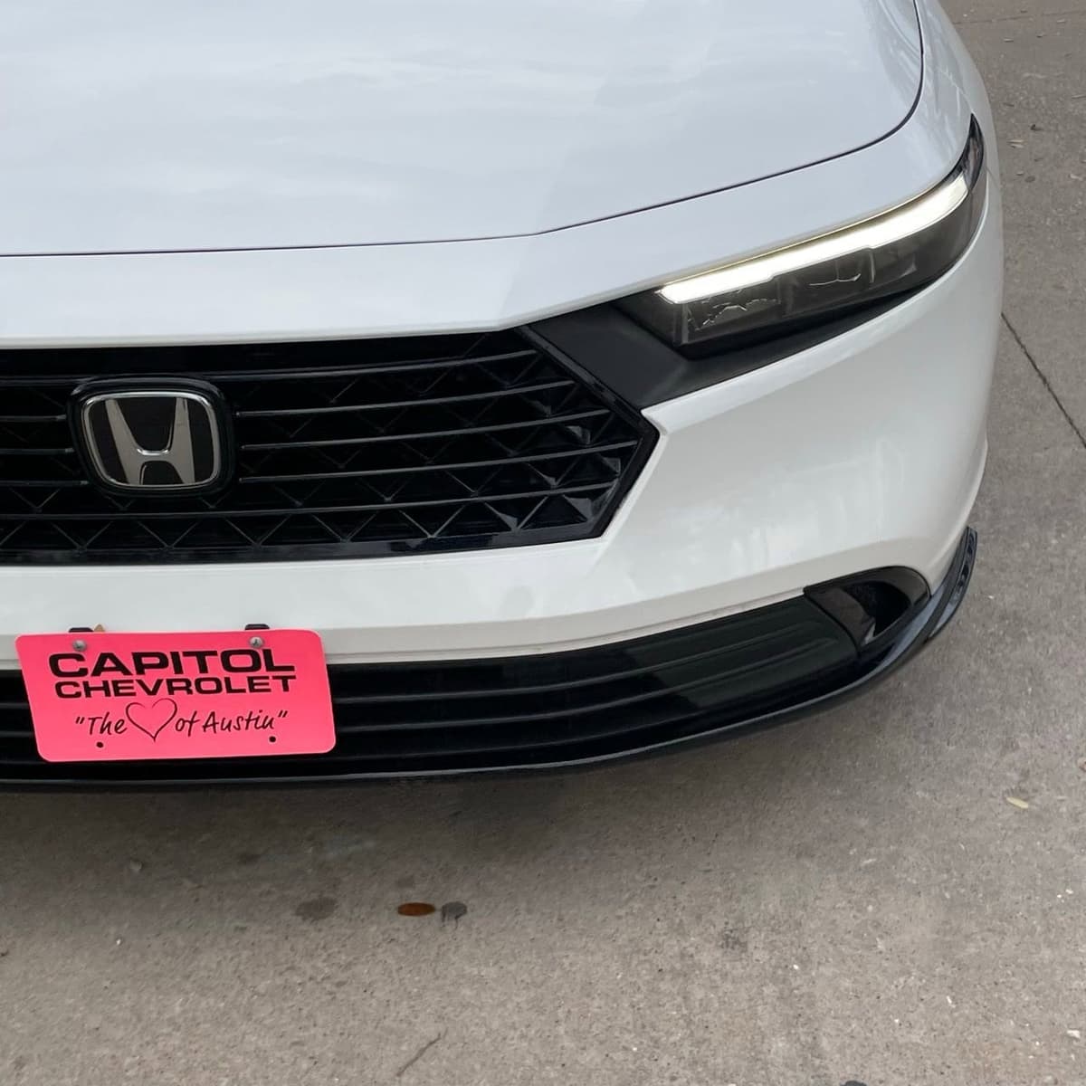 2025 Honda Accord Hybrid - Image 8