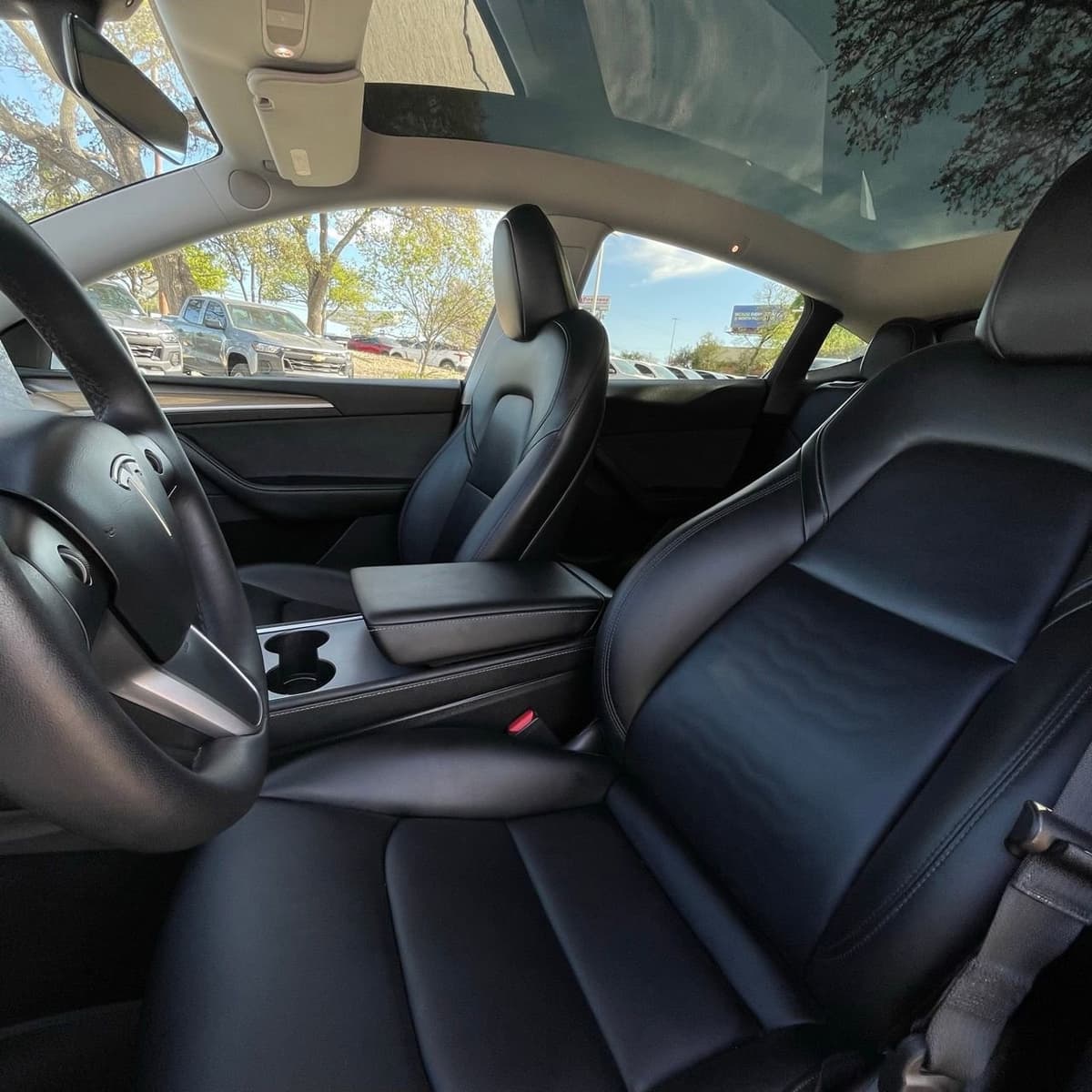 2023 Tesla Model Y - Image 19