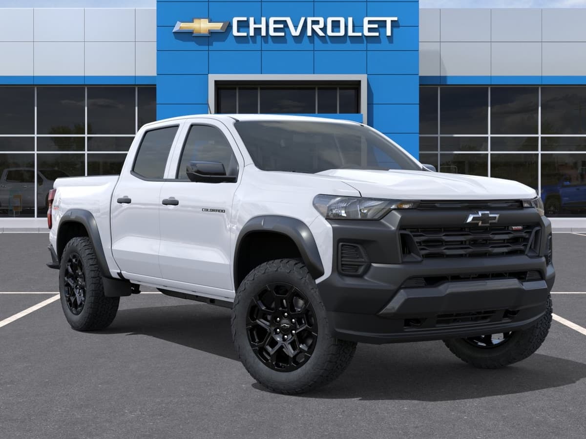 2026 Chevrolet Colorado - Image 7