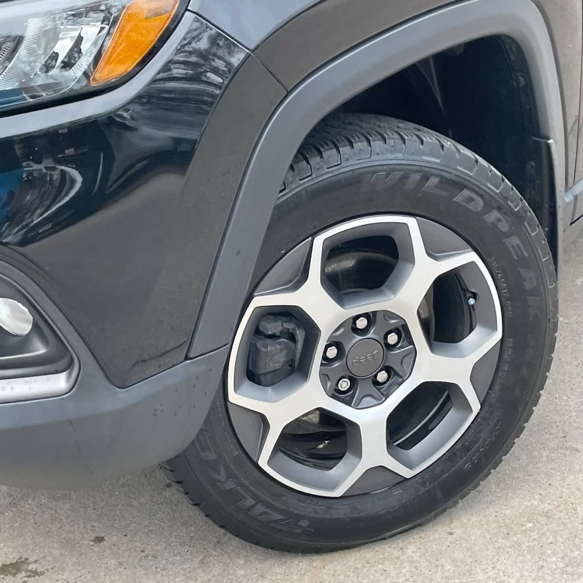 2022 Jeep Compass - Image 10