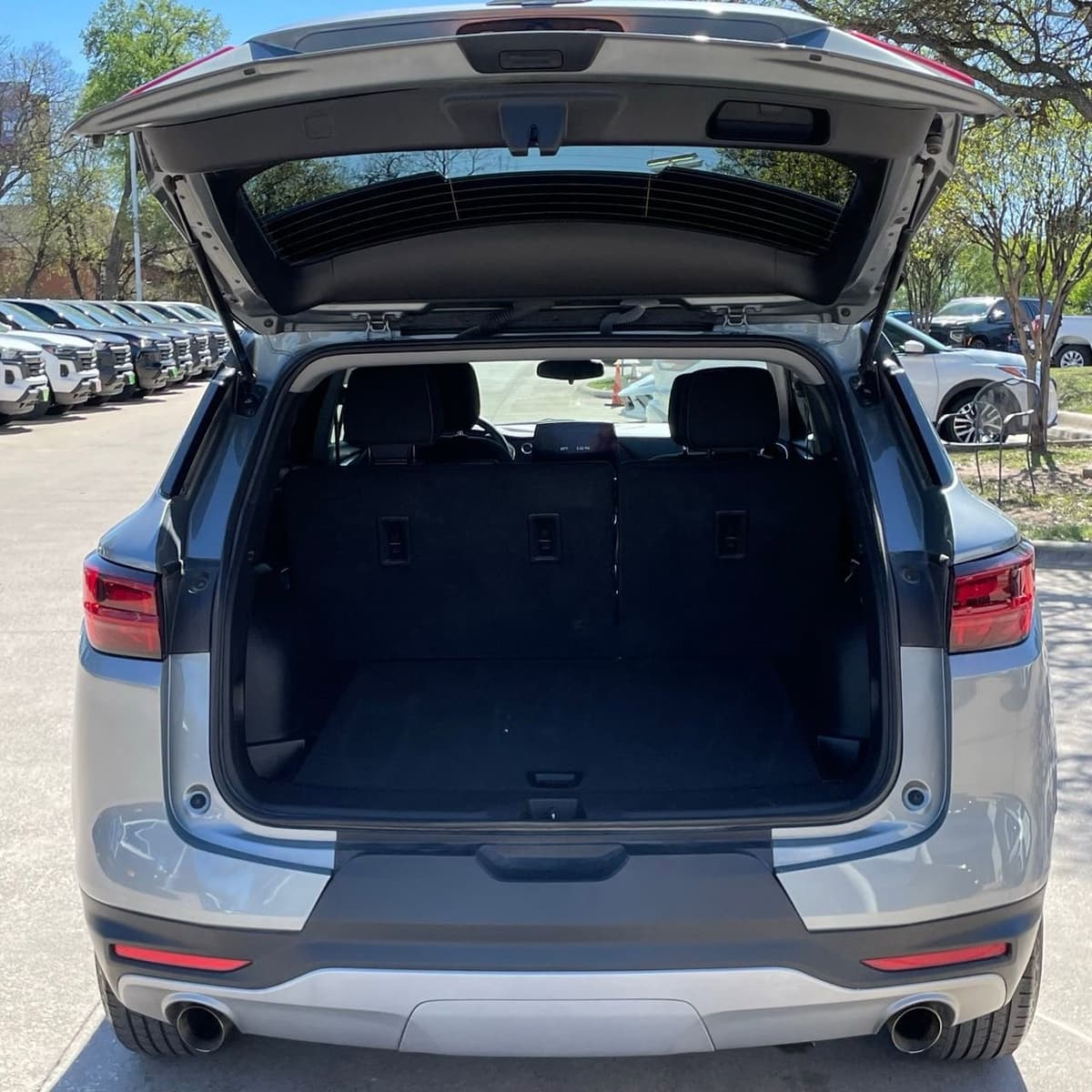 2025 Chevrolet Blazer - Image 25