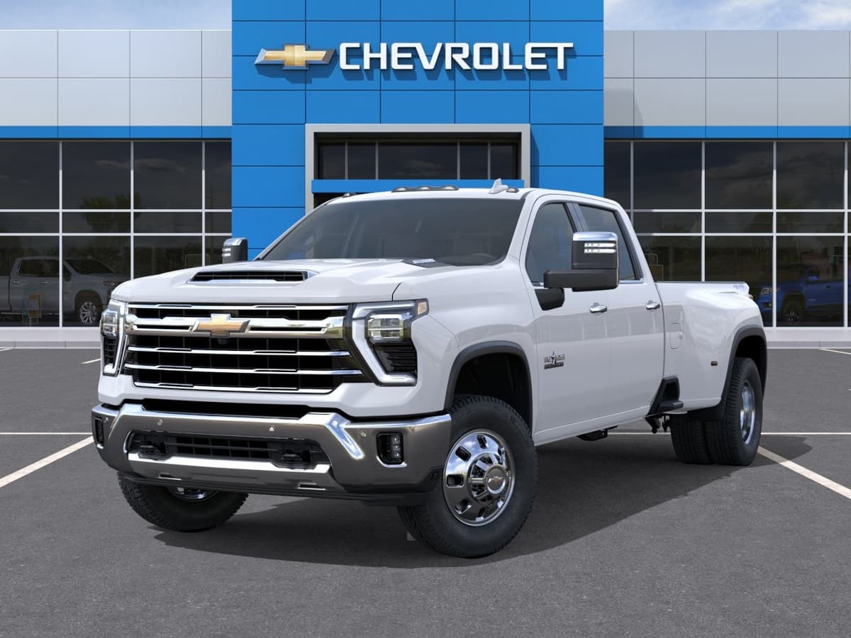 2026 Chevrolet Silverado 3500 HD - Image 6