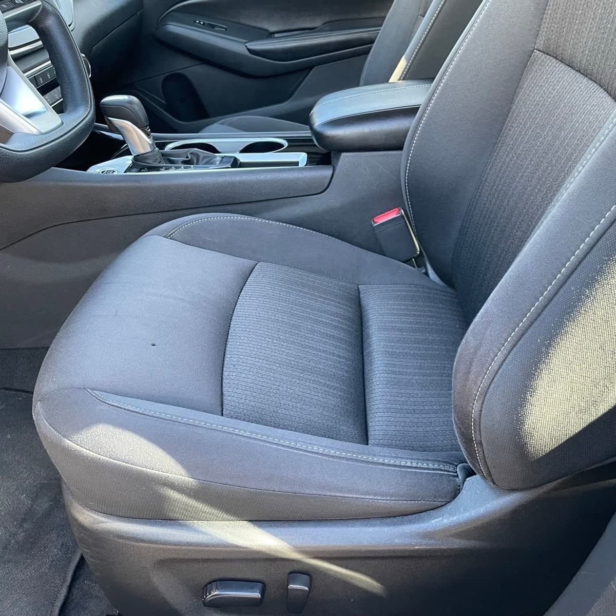 2024 Nissan Altima - Image 23