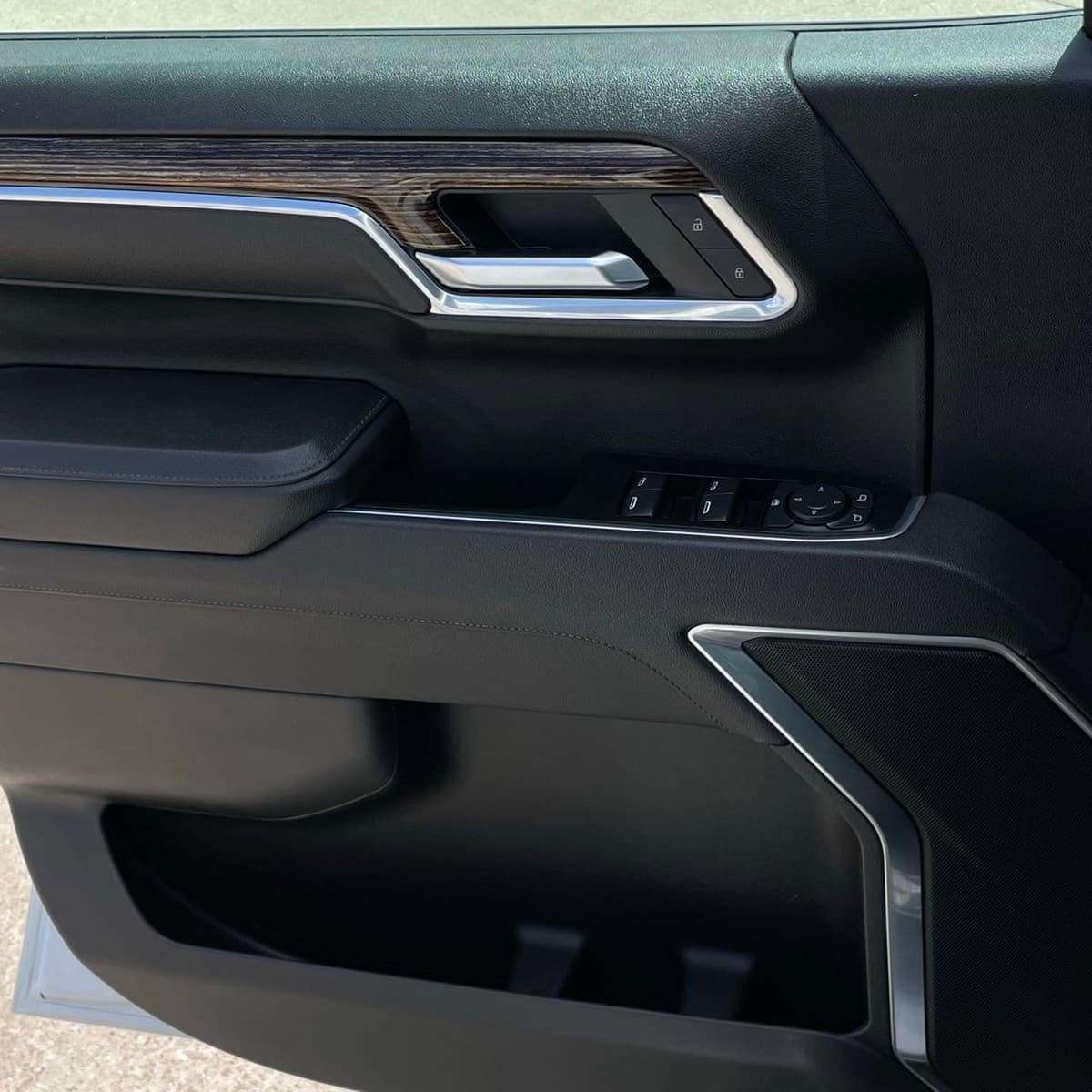 2025 GMC Sierra 1500 - Image 21