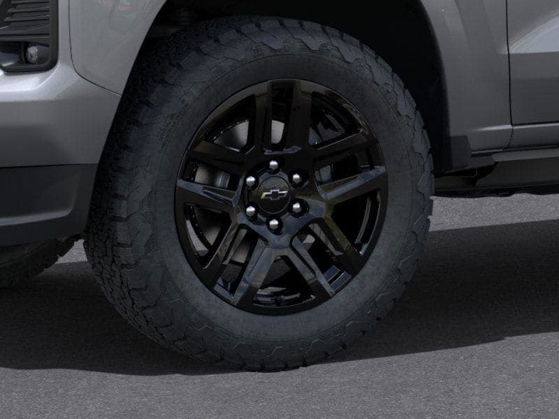 2025 Chevrolet Colorado - Image 9