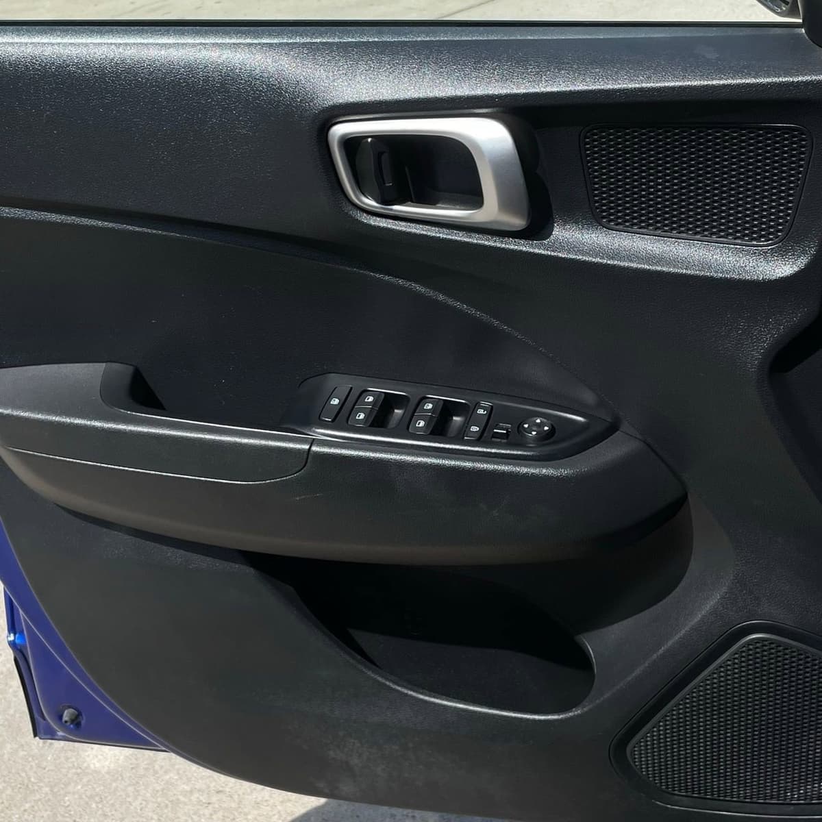 2025 Hyundai Venue - Image 20