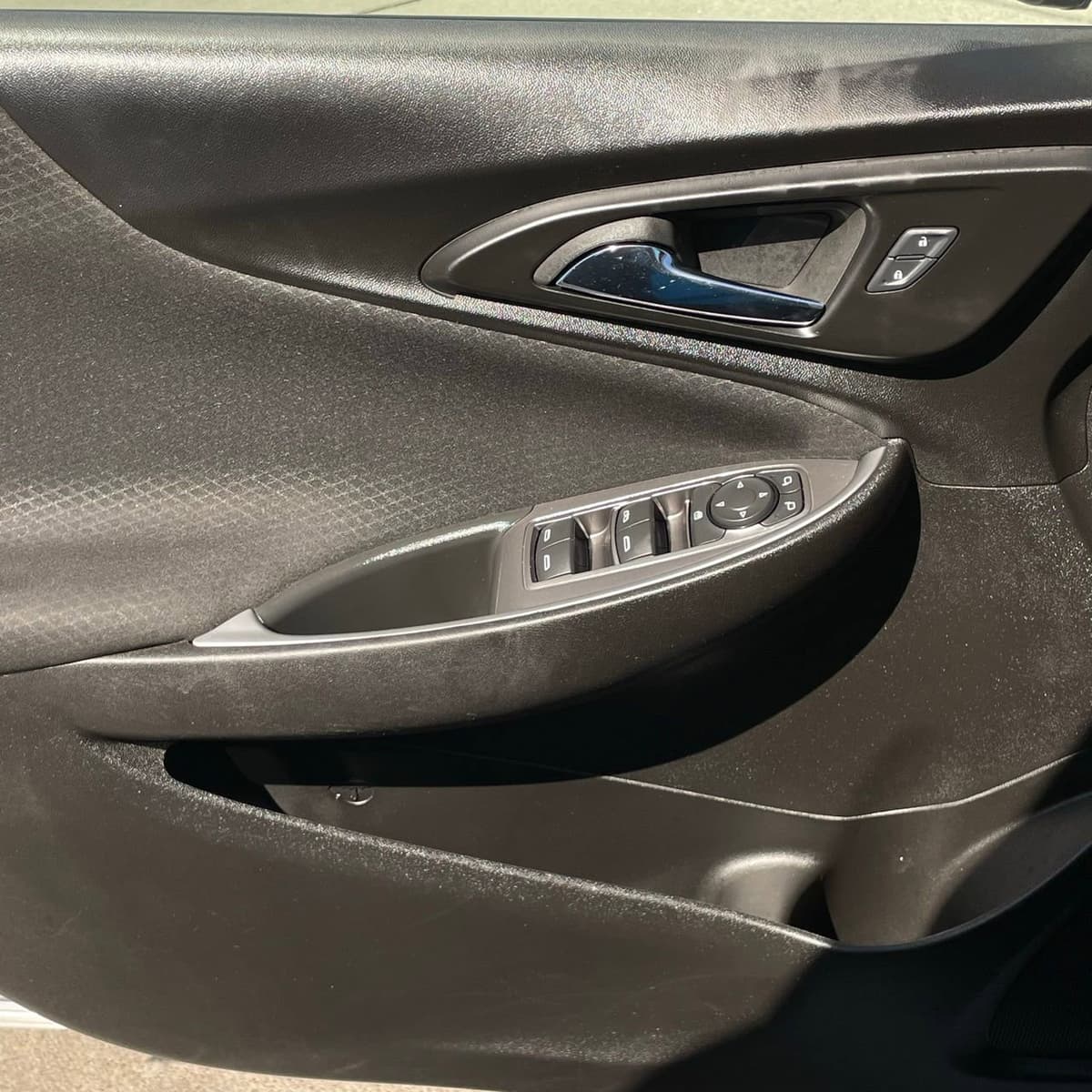 2024 Chevrolet Malibu - Image 21